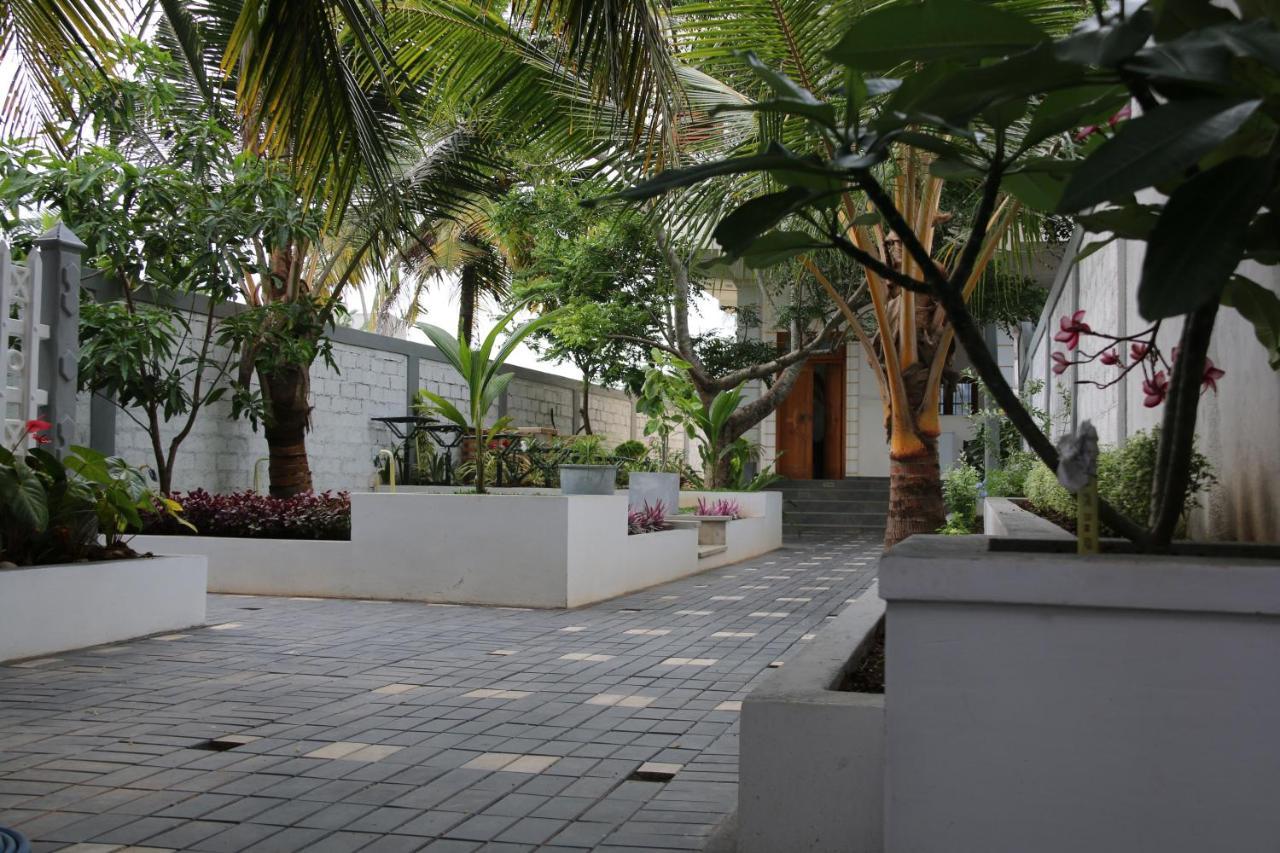 Surf'N Lanka - Surf School Weligama Exterior foto
